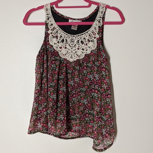 Lace floral print sleeveless blouse - Picture 5 of 7